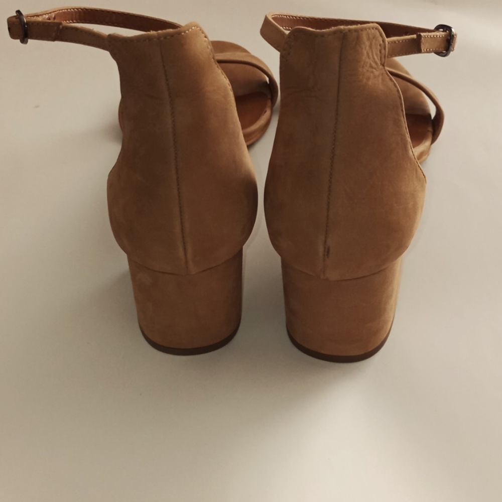 "IRENE" STEVE MADDEN STRAP SANDALS - Picture 4 of 7